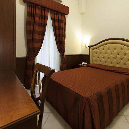 Bed and Breakfast Domus Augusta Roma Esterno foto